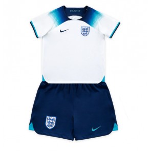 England Replika Babytøj Hjemmebanesæt Børn VM 2022 Kortærmet (+ Korte bukser)
